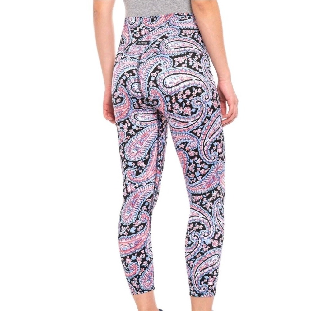 K Deer Leggings Women's L Paisley Print Crop Pants 22" Inseam Gym Yoga